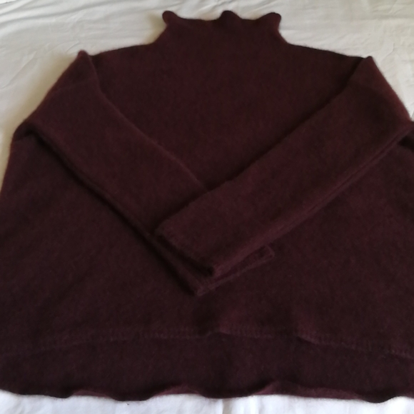 Vince Sweaters - Vince 100% Cashmere Plush Burgundy Funnel Neck Sweater, sz US L